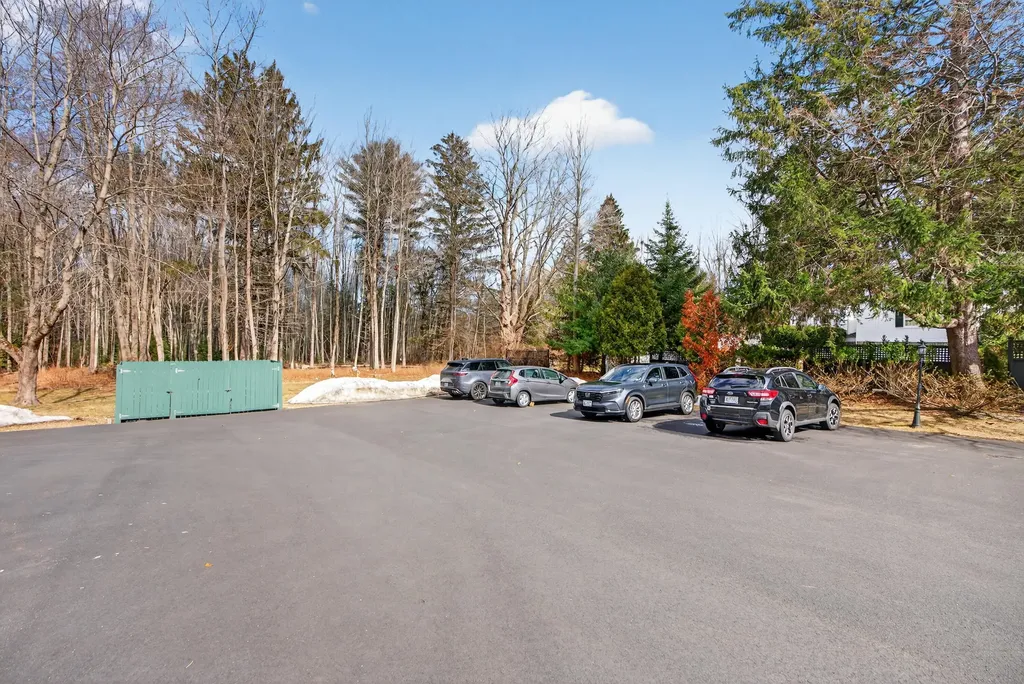 14 Summer Street Kennebunk ME 04043