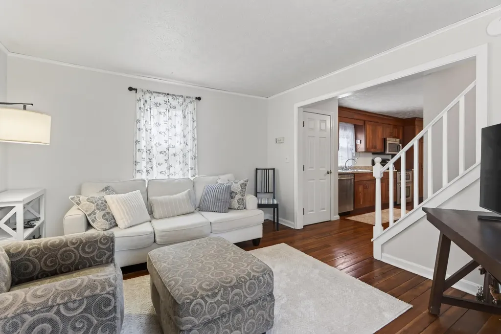 14 Summer Street Kennebunk ME 04043