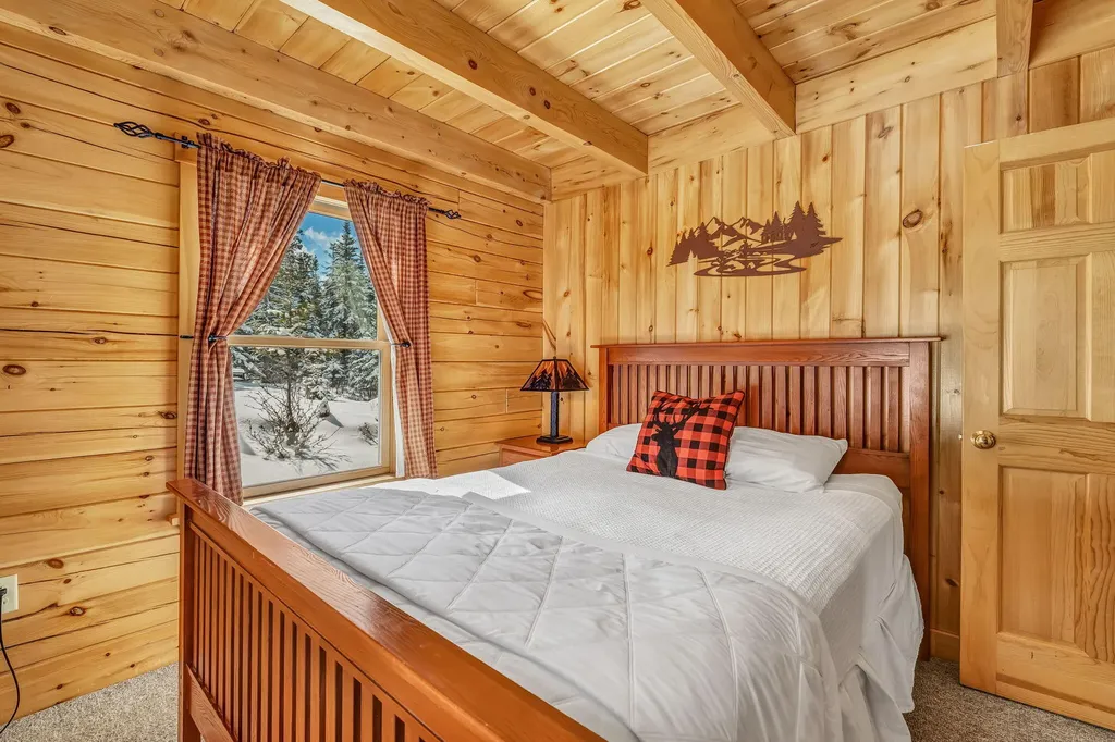 1 Woodys Lane Rangeley ME 04970