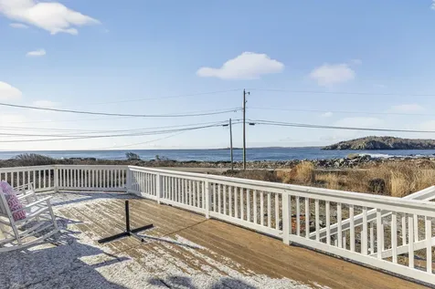 252 Seashore Avenue Portland ME 04108