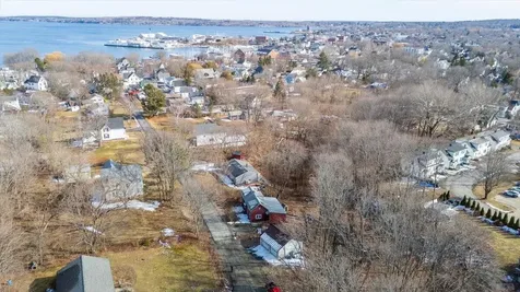 40 Admontem Avenue Rockland ME 04841