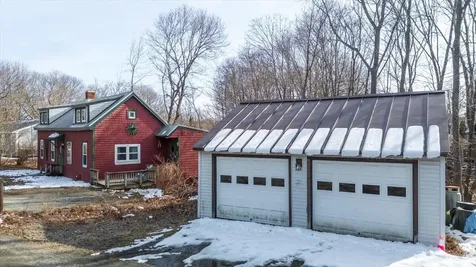 40 Admontem Avenue Rockland ME 04841