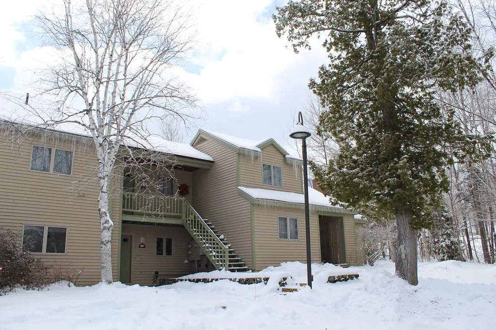 400 Snowflower Court Carrabassett Valley ME 04947