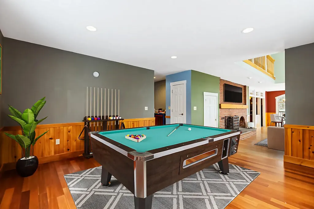 1194 Mercer Road Mercer ME 04957