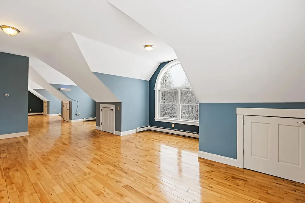 1194 Mercer Road Mercer ME 04957