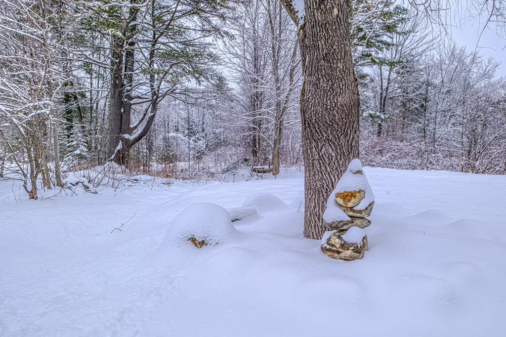12 Paradise Road Bethel ME 04217
