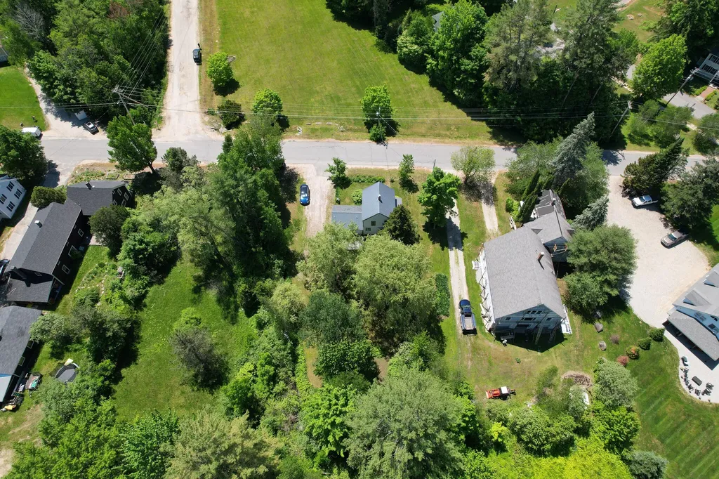 12 Paradise Road Bethel ME 04217