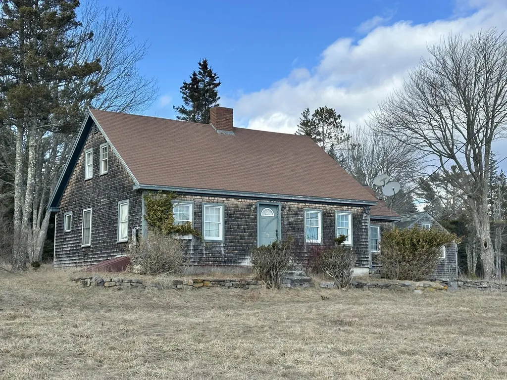 47 Ridge Road Saint George ME 04860