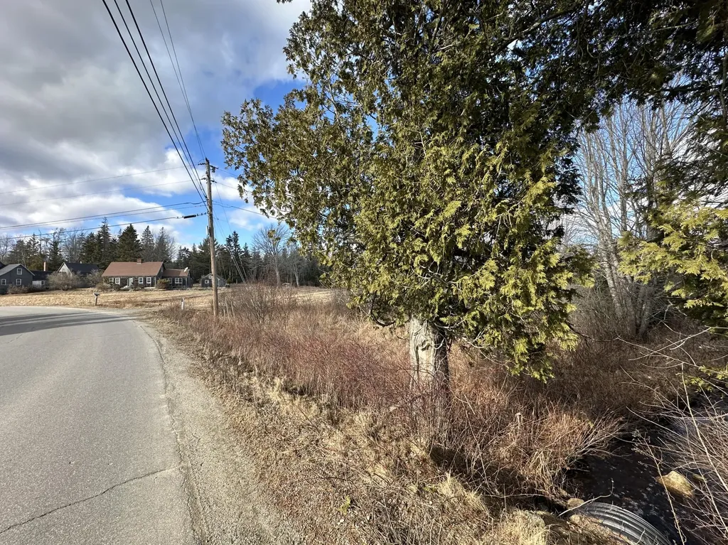 47 Ridge Road Saint George ME 04860