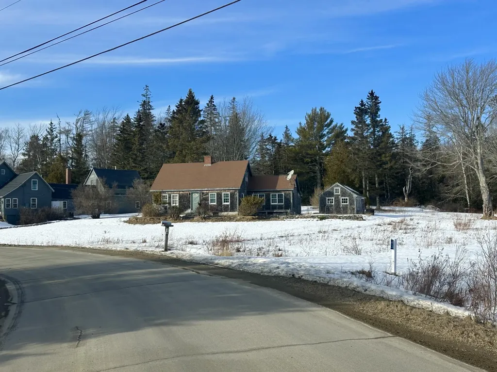 47 Ridge Road Saint George ME 04860