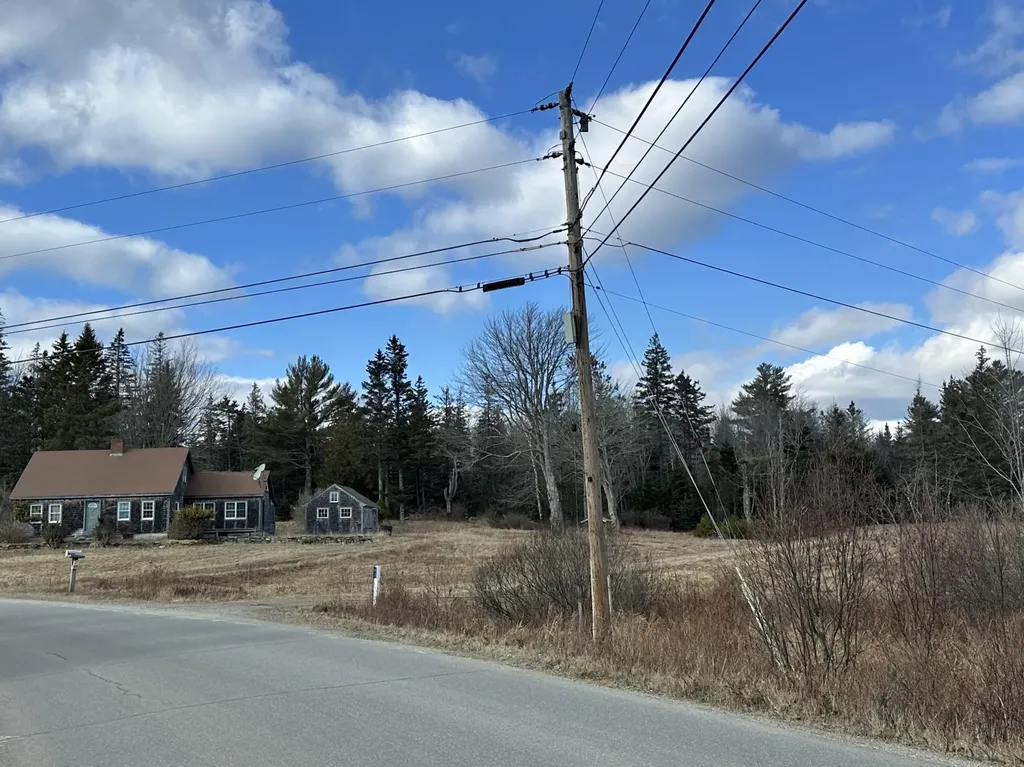 47 Ridge Road Saint George ME 04860