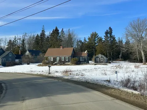 47 Ridge Road Saint George ME 04860