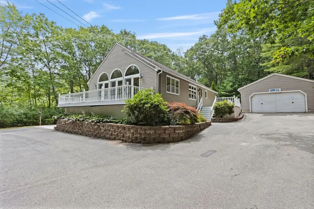 66 Old Pool Road Biddeford ME 04005