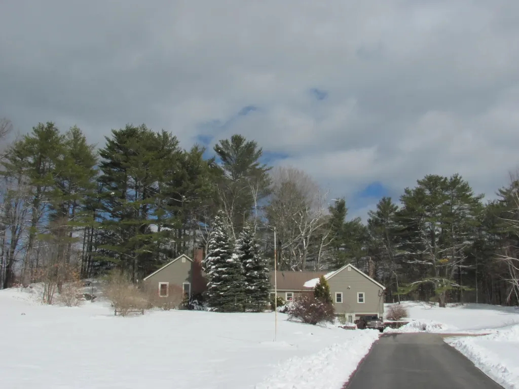 118 Bethel Road West Paris ME 04289