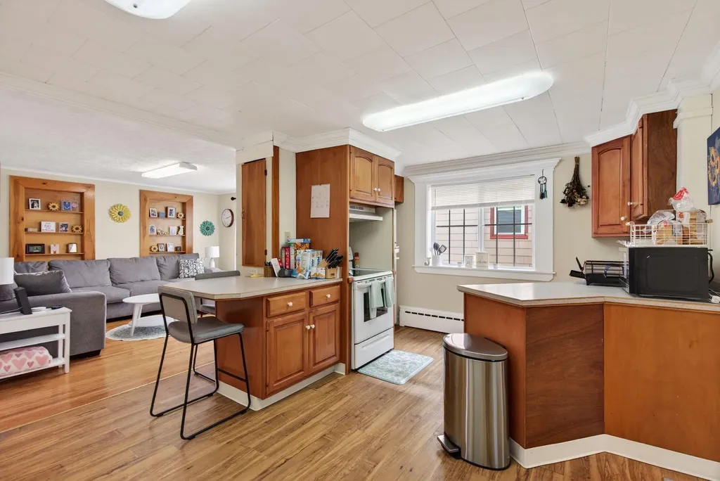 64 Bradbury Street Biddeford ME 04005