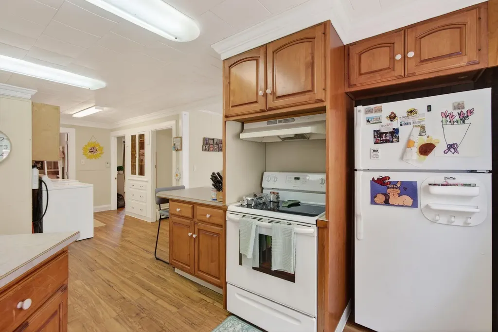 64 Bradbury Street Biddeford ME 04005