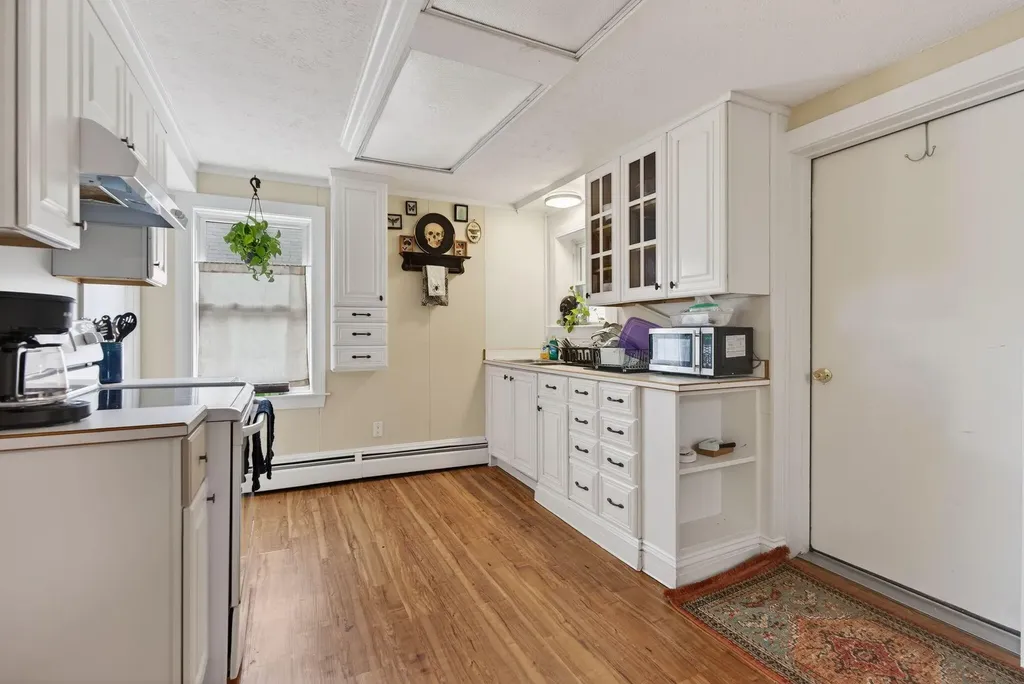 64 Bradbury Street Biddeford ME 04005