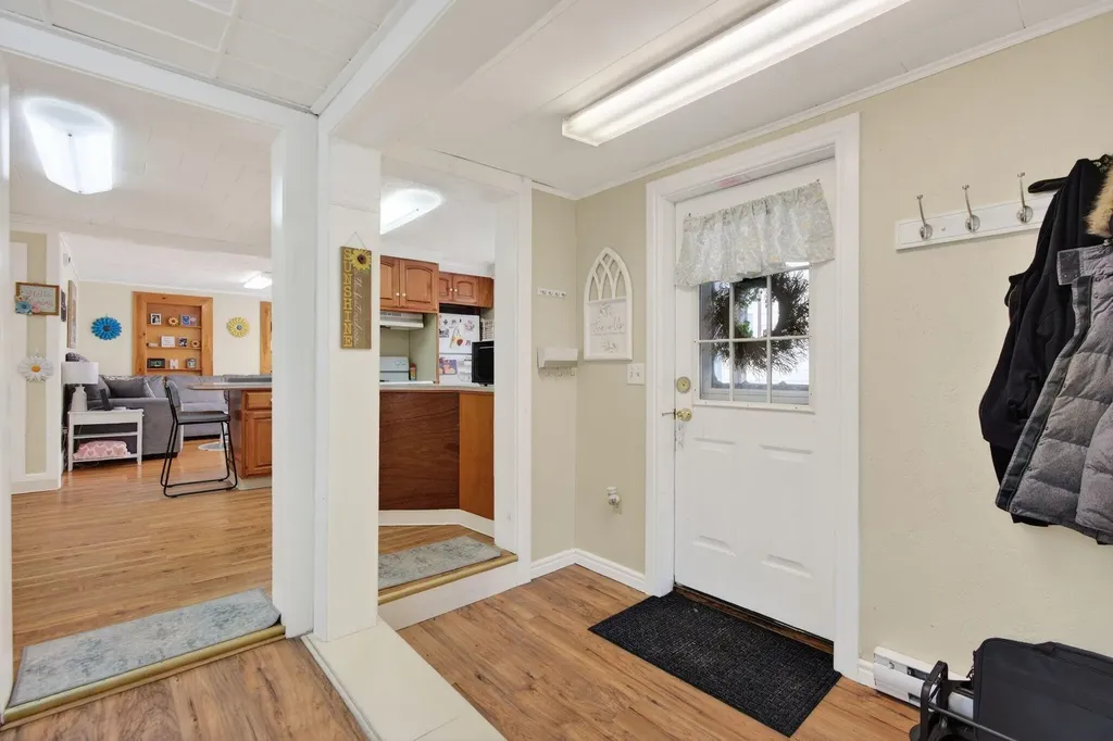 64 Bradbury Street Biddeford ME 04005