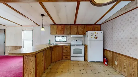 68 Middle Road Sabattus ME 04280