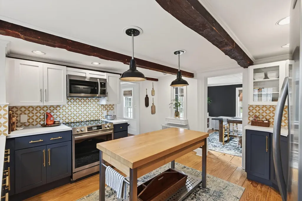 5 Durrells Bridge Road Kennebunk ME 04043