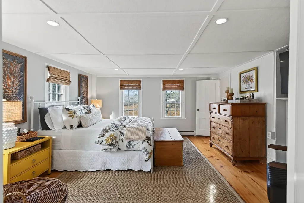 5 Durrells Bridge Road Kennebunk ME 04043