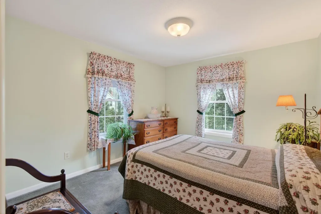 143 Quincy Drive Gorham ME 04038