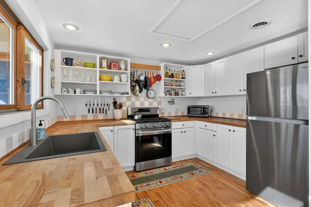 1442 Five Islands Road Georgetown ME 04548