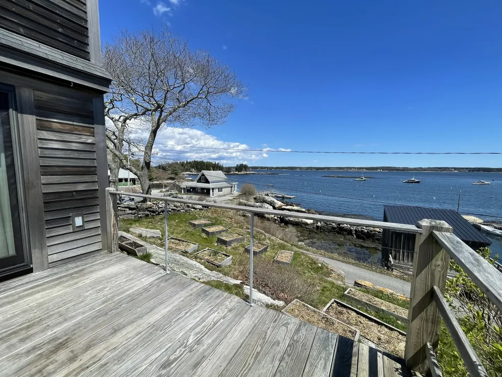 1442 Five Islands Road Georgetown ME 04548