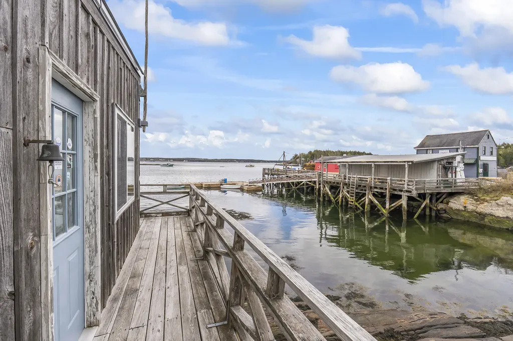 1442 Five Islands Road Georgetown ME 04548