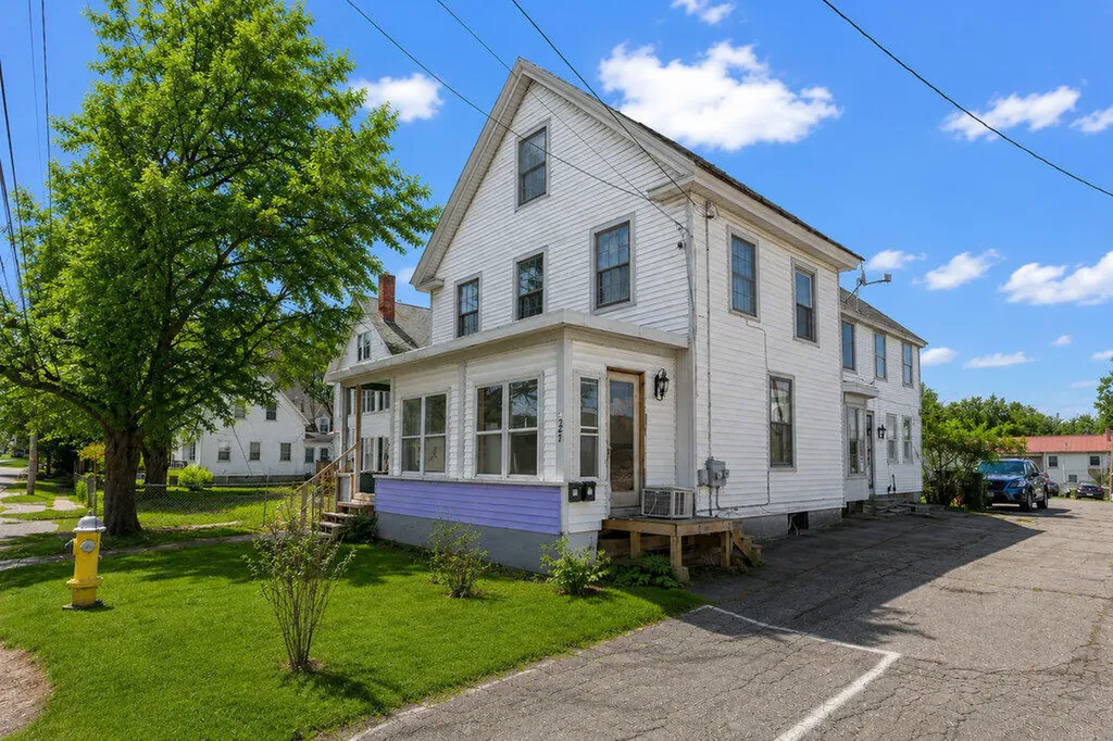 27 Windsor Street Randolph ME 04346