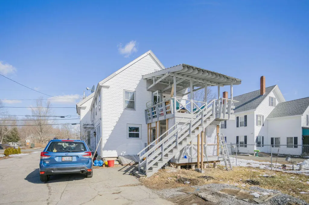 27 Windsor Street Randolph ME 04346