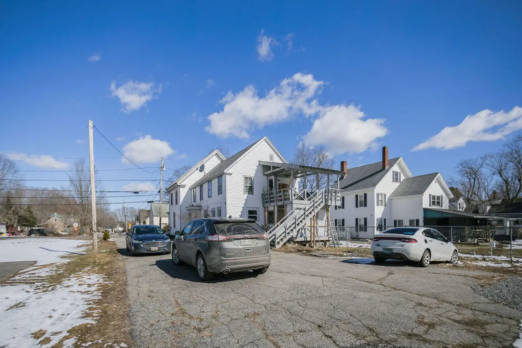 27 Windsor Street Randolph ME 04346
