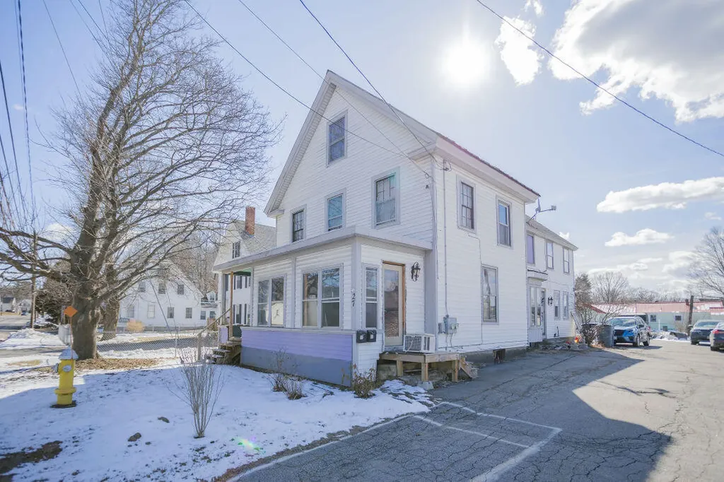 27 Windsor Street Randolph ME 04346