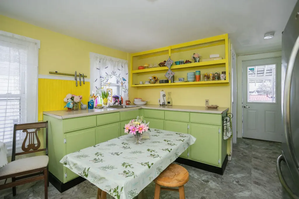 27 Windsor Street Randolph ME 04346