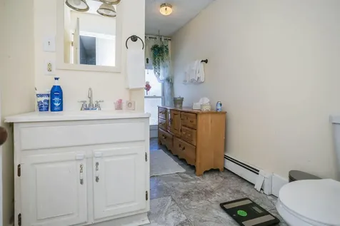27 Windsor Street Randolph ME 04346