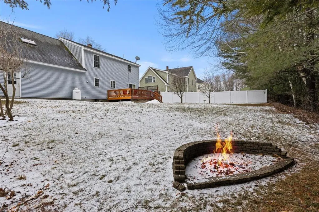 78 Victoria Drive Westbrook ME 04092