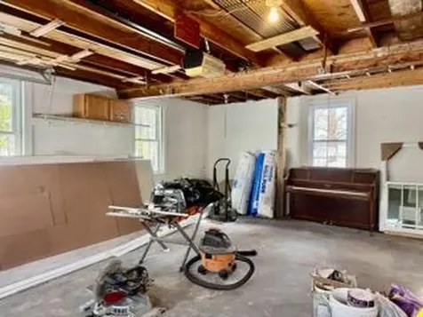 6 Newland Avenue Waterville ME 04901
