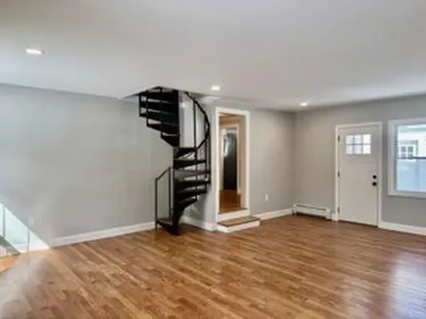 6 Newland Avenue Waterville ME 04901