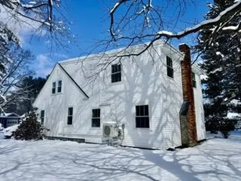 6 Newland Avenue Waterville ME 04901
