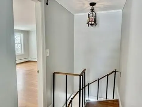 6 Newland Avenue Waterville ME 04901