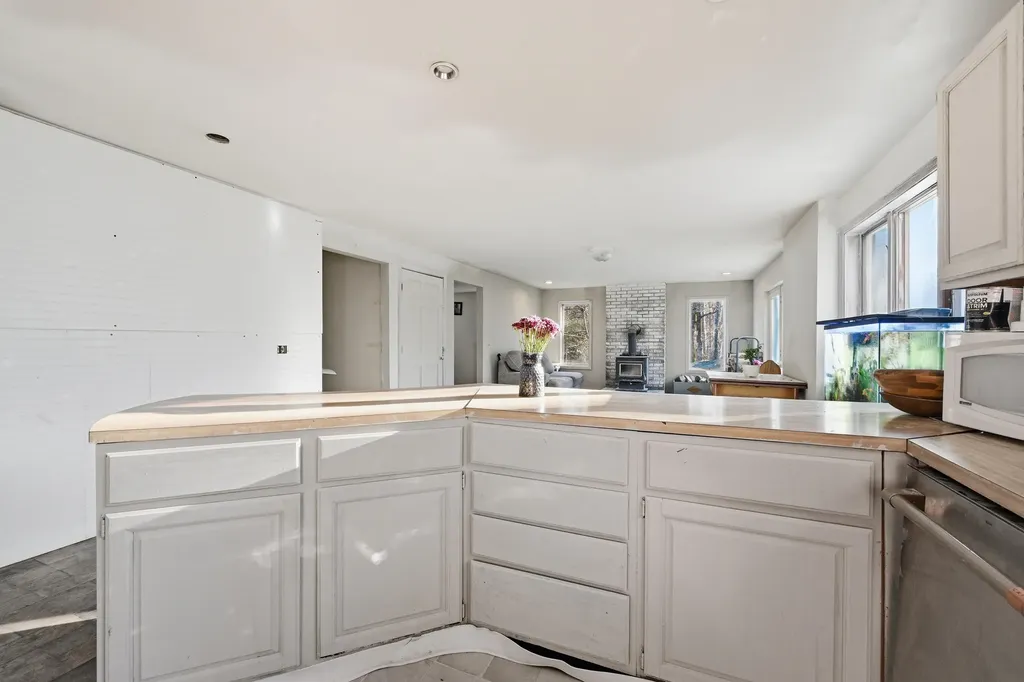 32 Merritt Road Harpswell ME 04079