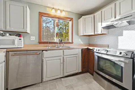 32 Merritt Road Harpswell ME 04079