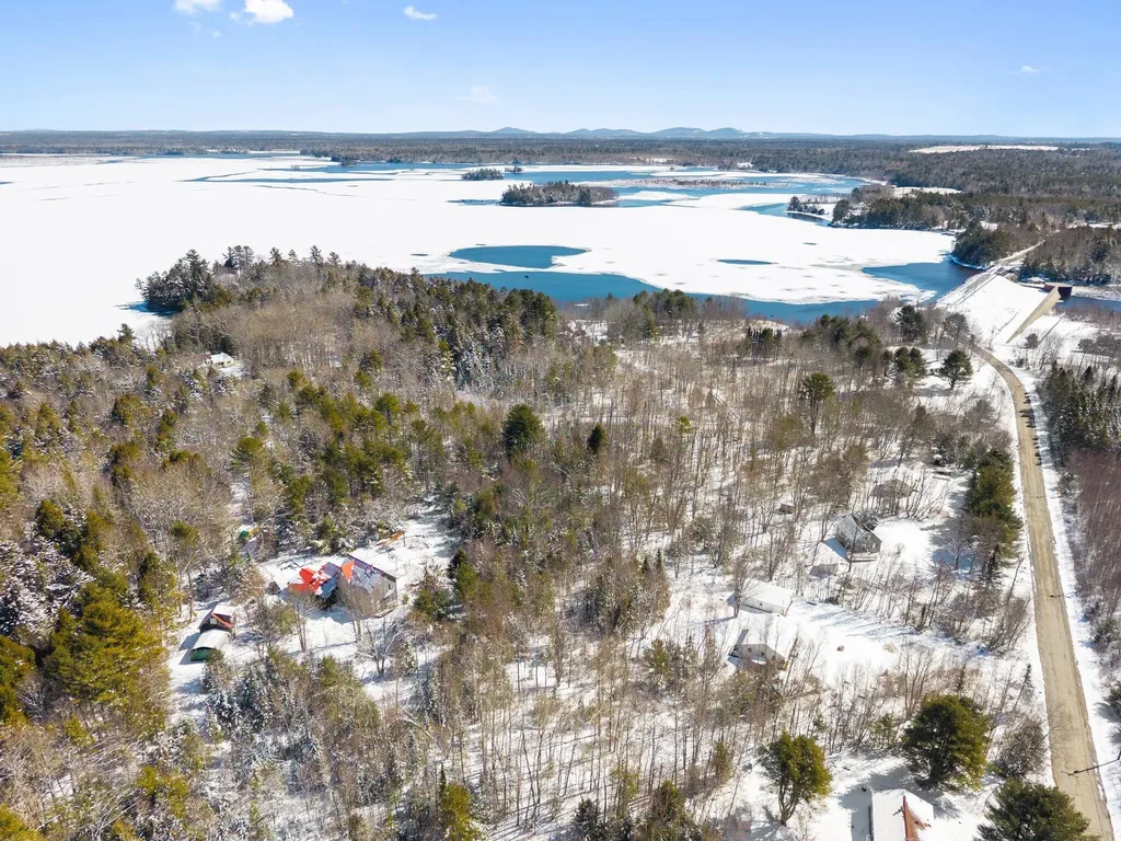 36 Brimmer Point Way Ellsworth ME 04605