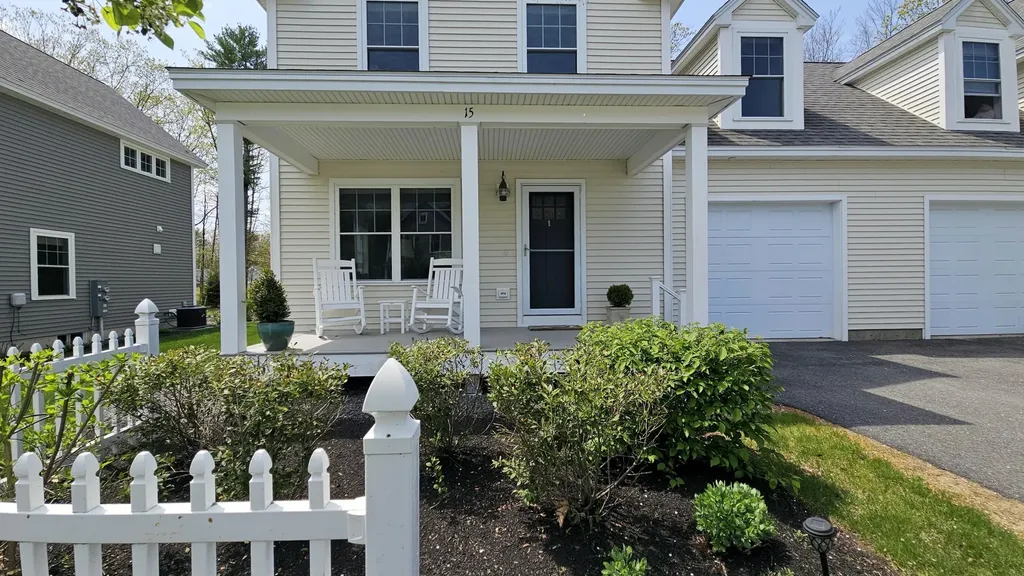 15 Webhannet Place Kennebunk ME 04043