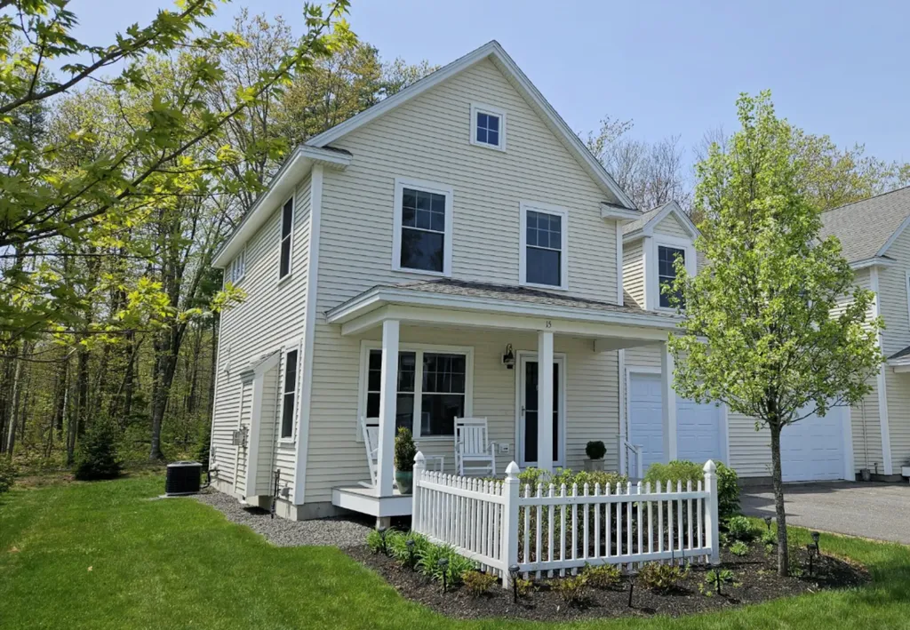 15 Webhannet Place Kennebunk ME 04043