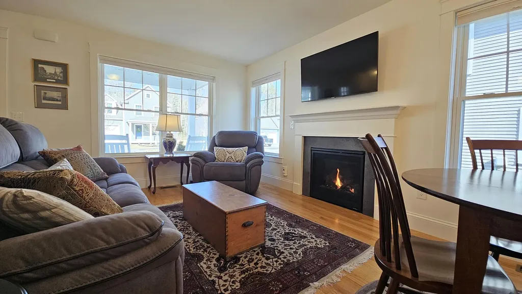 15 Webhannet Place Kennebunk ME 04043