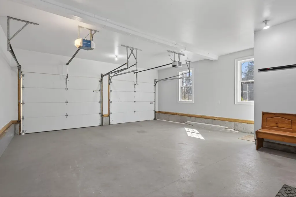 12 W 2nd Street North Berwick ME 03906