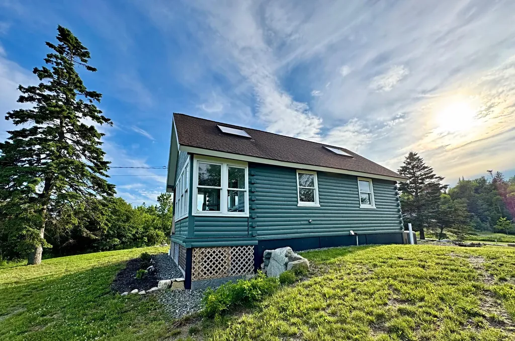 6 Cecelias Way Lubec ME 04652