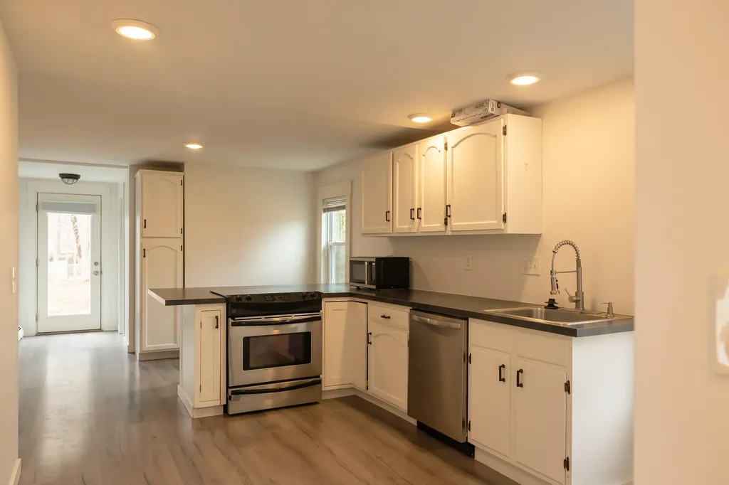 82 Oakland Street Waterville ME 04901