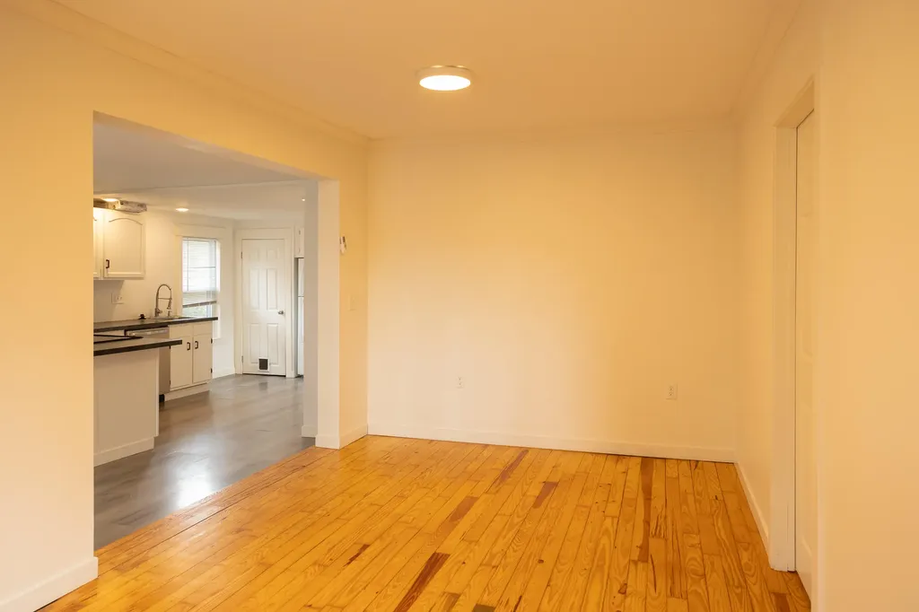 82 Oakland Street Waterville ME 04901